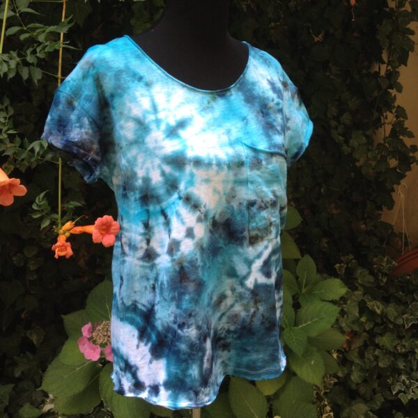 Blue vibes. Ice-dyed cotton t-shirt