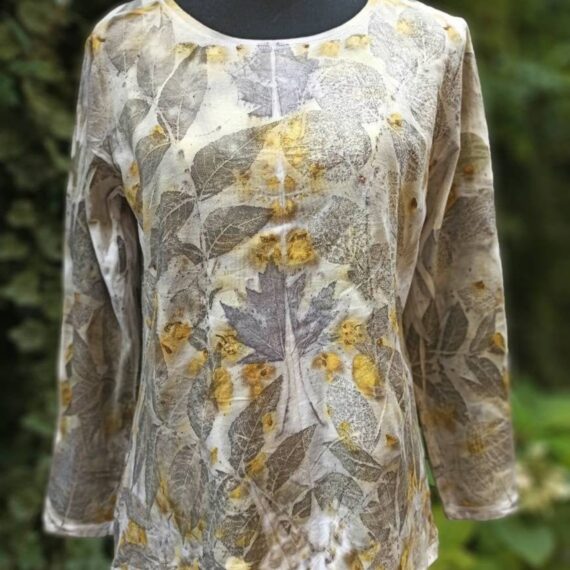 Long sleeved hand dyed cotton t-shirt with botanical print. Leaves and flowers imprinted on fabric. Ecoprint and natural dyeing. Size L